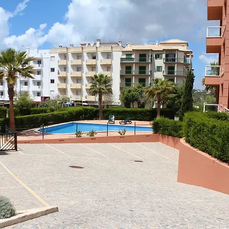 Apartment Litoralmar 37 *